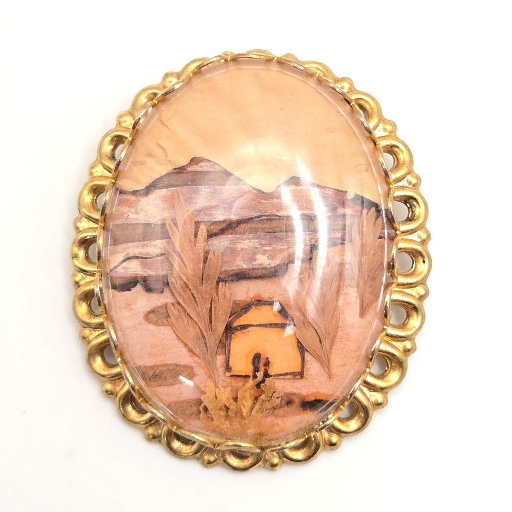 Vintage Bark Art Desert Landscape‎ Brooch Gold Tone Scalloped Oval Pin
